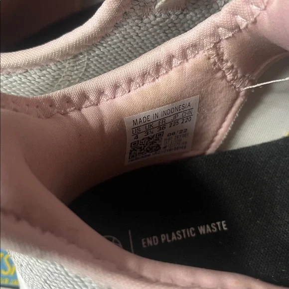 Adidas Women’s Cloudfoam Sneakers Gray Pink Size 4 - Picture 6 of 8